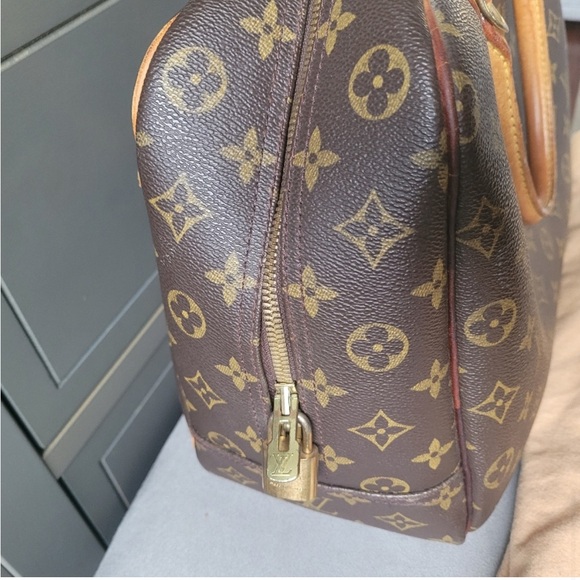 Louis Vuitton Monogram Deauville - Picture 10 of 11